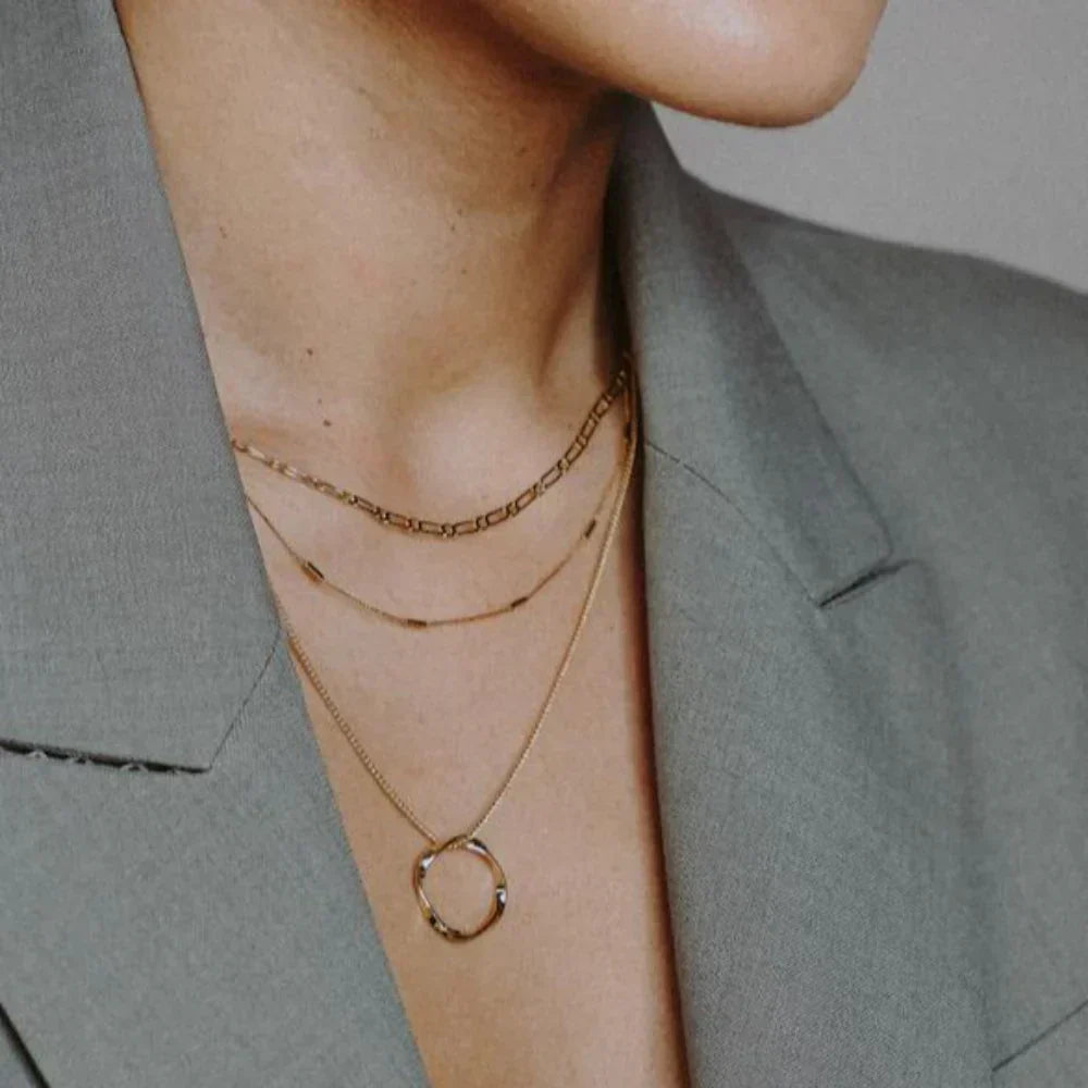 Open Circle Three Row Ketting | Goud