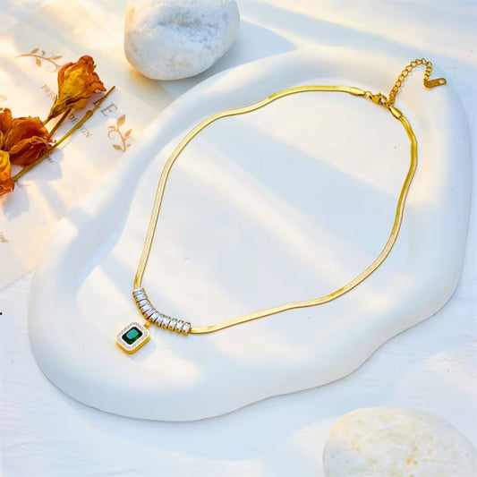 Regalia Prism Smaragden Ketting | Goud