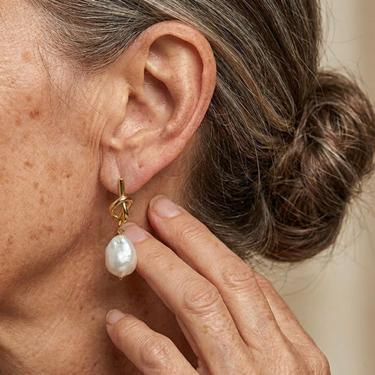 Knotted Parel Elegance Oorbellen