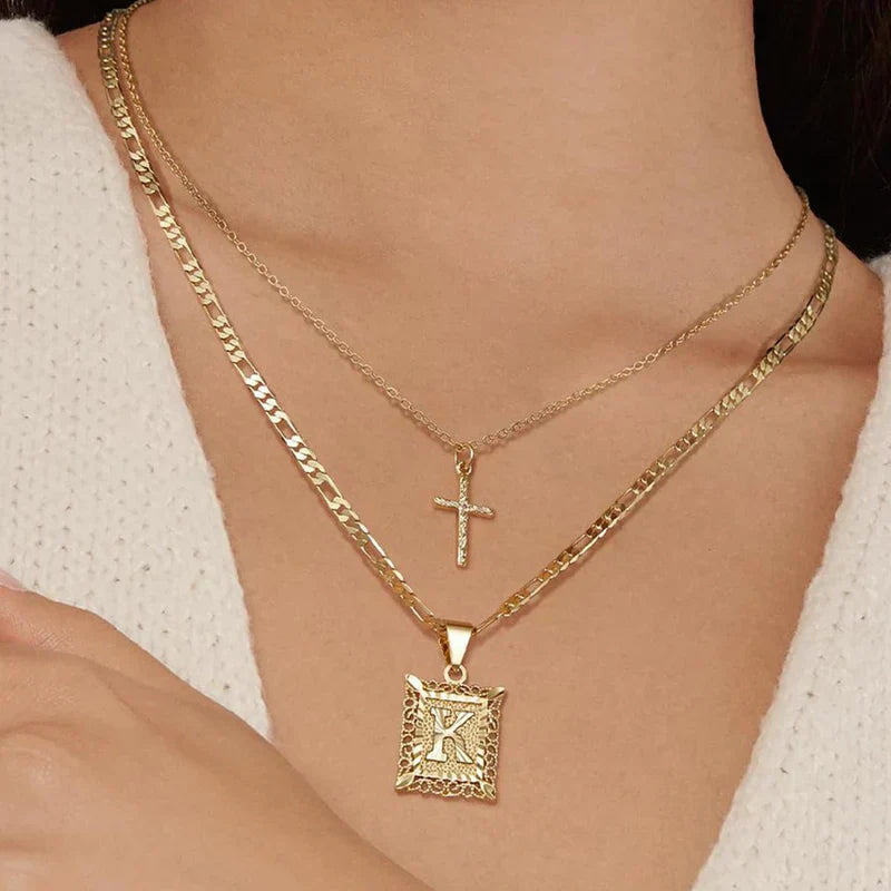Kruis Initiaal Ketting Set | Goud