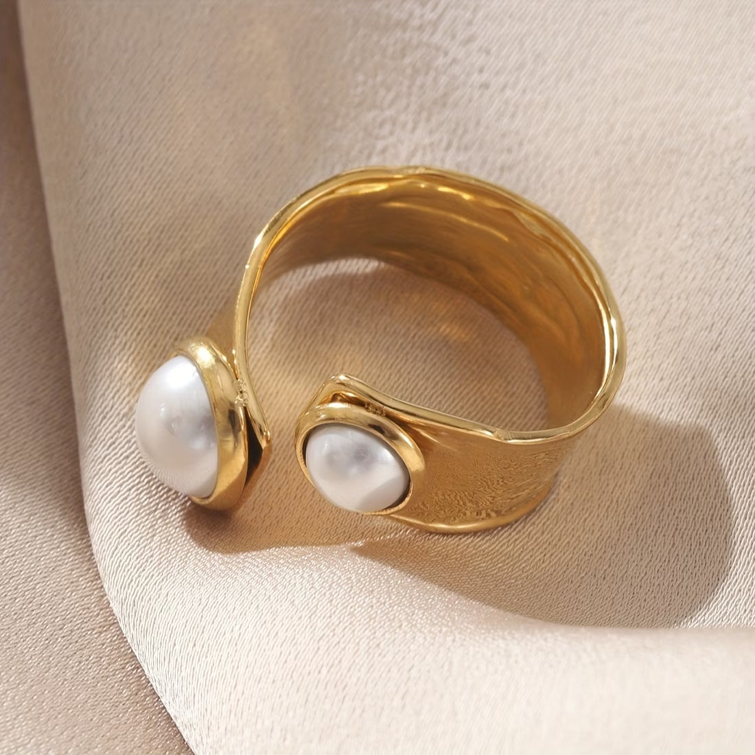 Parel Embrace Ring