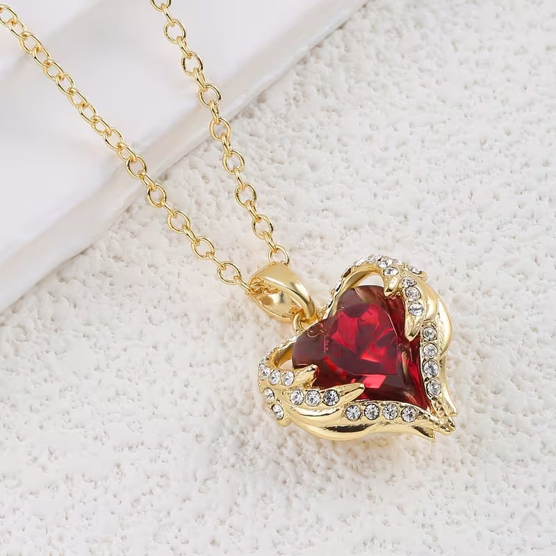 Engel Embrace Robijnen Hart Ketting | Goud