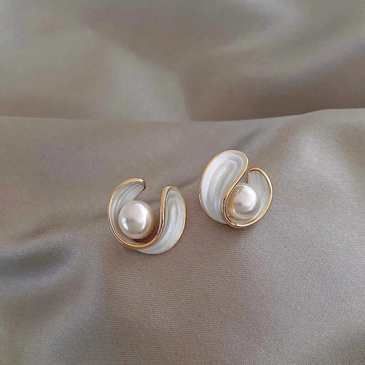 Gouden Swirl Parel Stud Oorbellen
