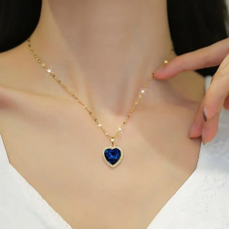Gouden Saffieren Hart Ketting