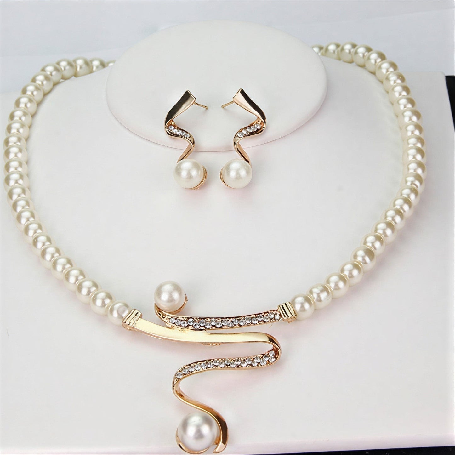Elegante Natuurlijke Parel Ketting Set