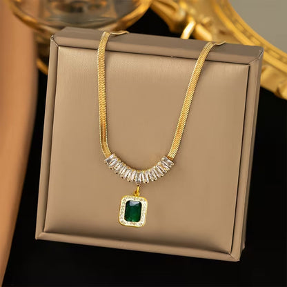 Regalia Prism Smaragden Ketting | Goud
