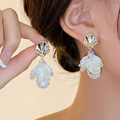 De Frosted Petal Parel Oorbellen
