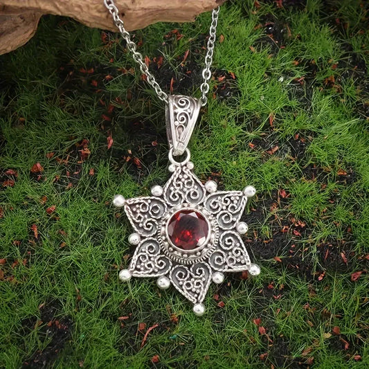 Zilveren Robijnen Ster Hanger Ketting