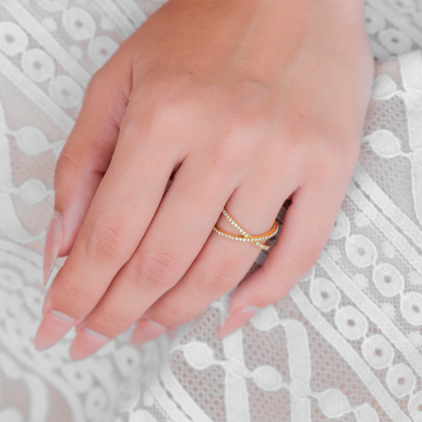 Nia Gouden Diamanten Kruis Ring