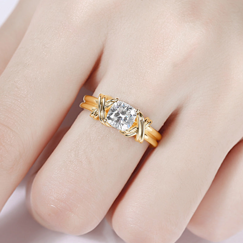 Knotted Band Statement Ring | Goud