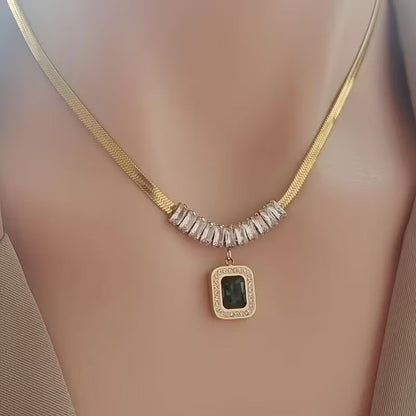 Regalia Prism Smaragden Ketting | Goud