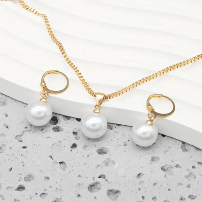 Elegante Graceful Parel Ketting Set