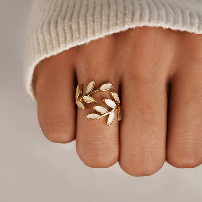 Gouden Leaf Motif Ring