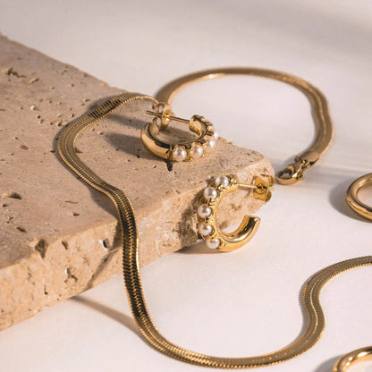 Mother-of-Pearl Bedel Oorbellen
