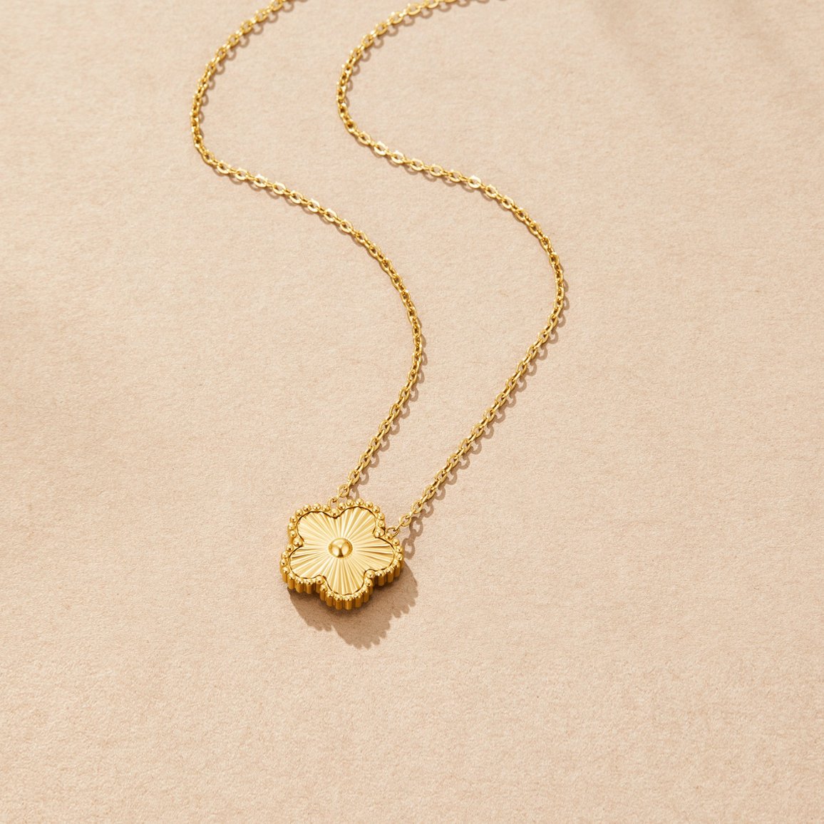 Gouden Klavertje Vier Ketting