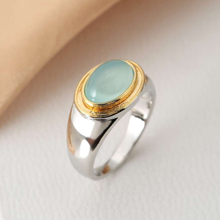 Zilveren en Gouden Bezel Cabochon Ring