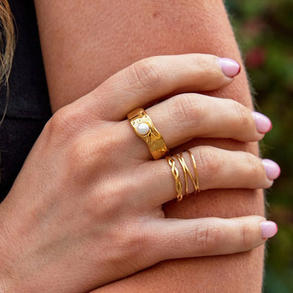 Infinity 18K Gouden Twist Ring