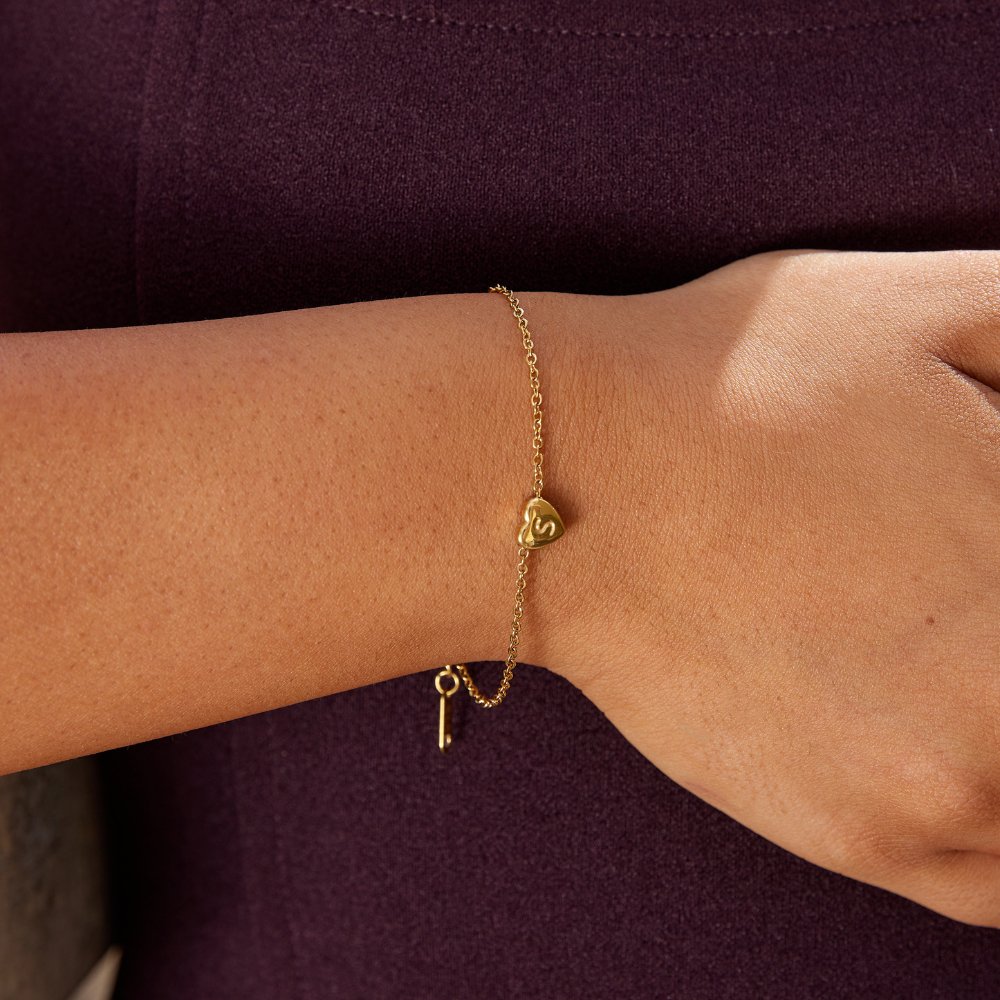 Hartvormige Letterarmband