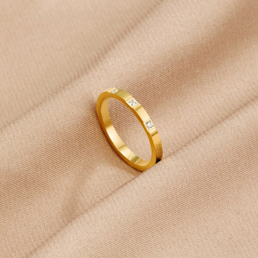 Lucia Kristallen Ring
