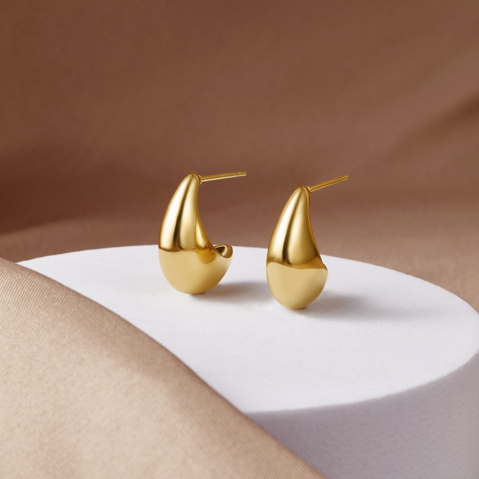 Mini Gebogen Gouden Hoops