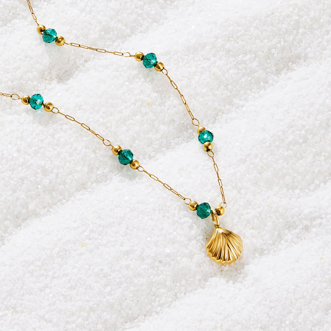Nerissa Gouden Schelp & Groene Kralen Ketting