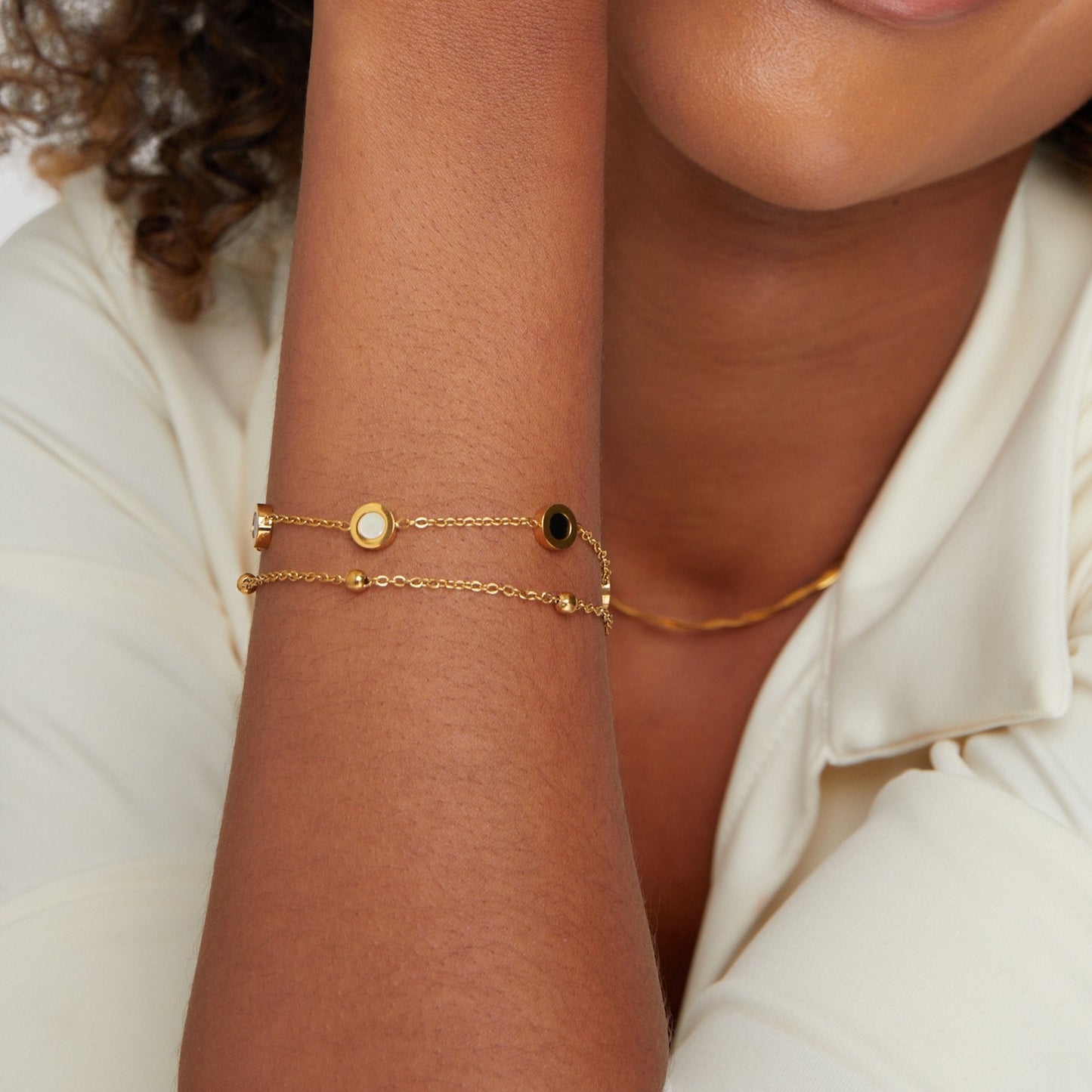 Onyx & Witte Steen Armband