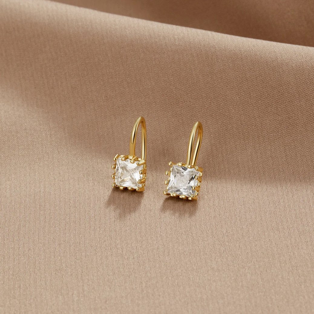 Piper Crystal Drop Oorbellen