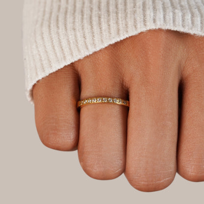 Tijdloze Schoonheid 18K Kristallen Ring